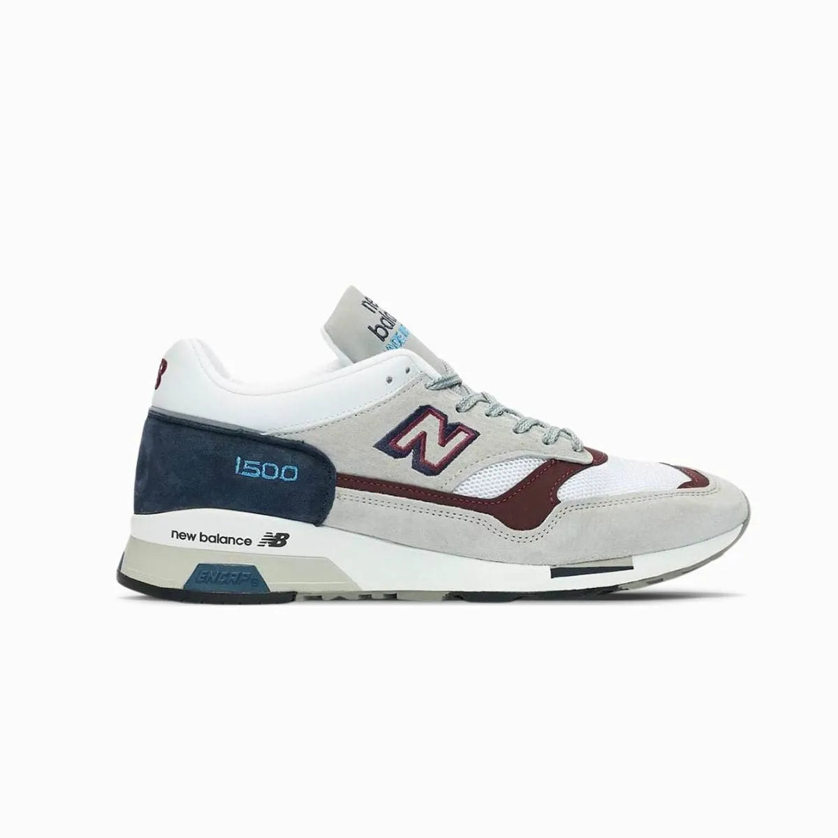 New Balance 1500 sneakers with replacement flat laces by Kicks Shoelaces