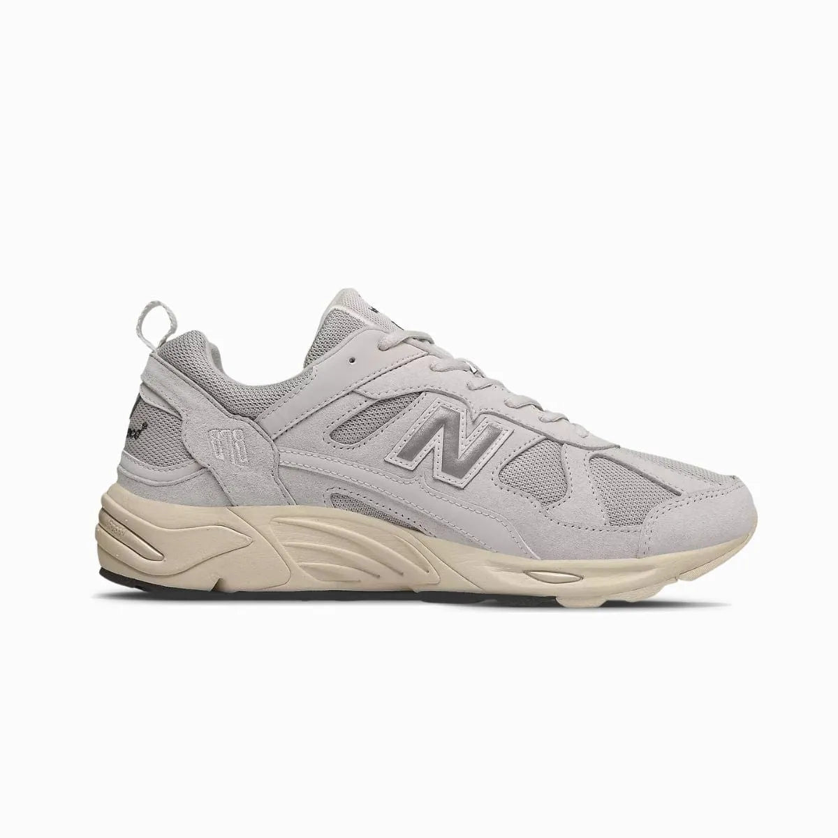 New Balance 878 sneaker with oval replacement laces by Kicks Shoelace