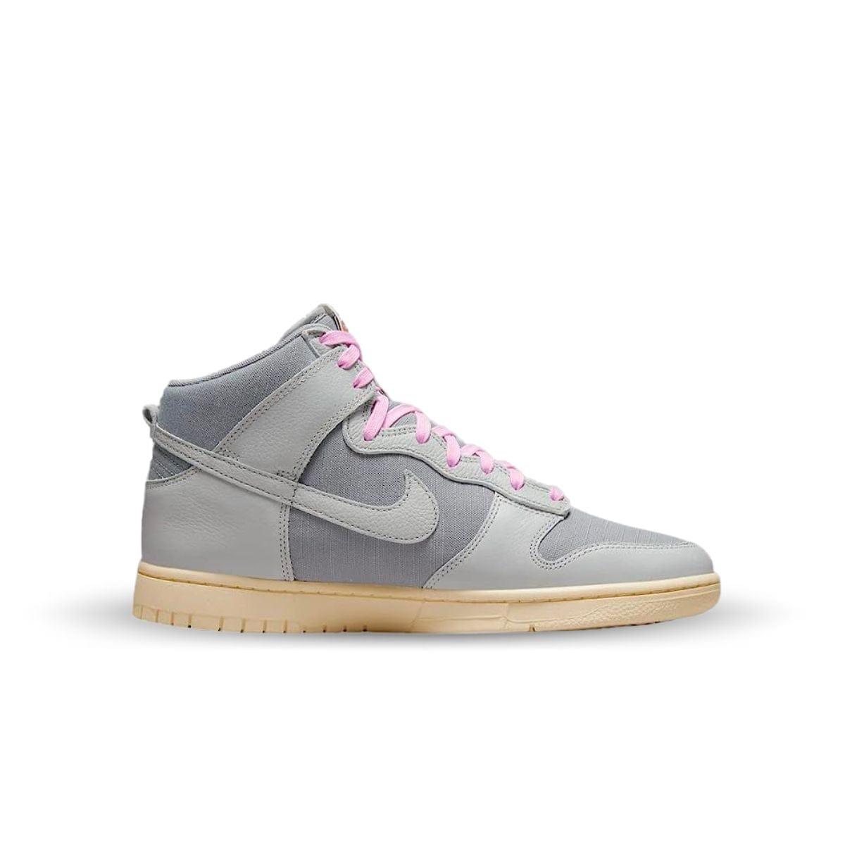 Nike Dunks with Pastel Purple Replacement Laces by Kicks Shoelaces