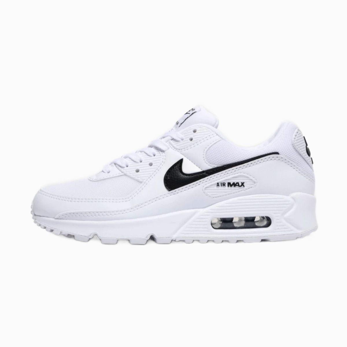 Nike Air Max with white replacement laces by Kicks Shoelaces