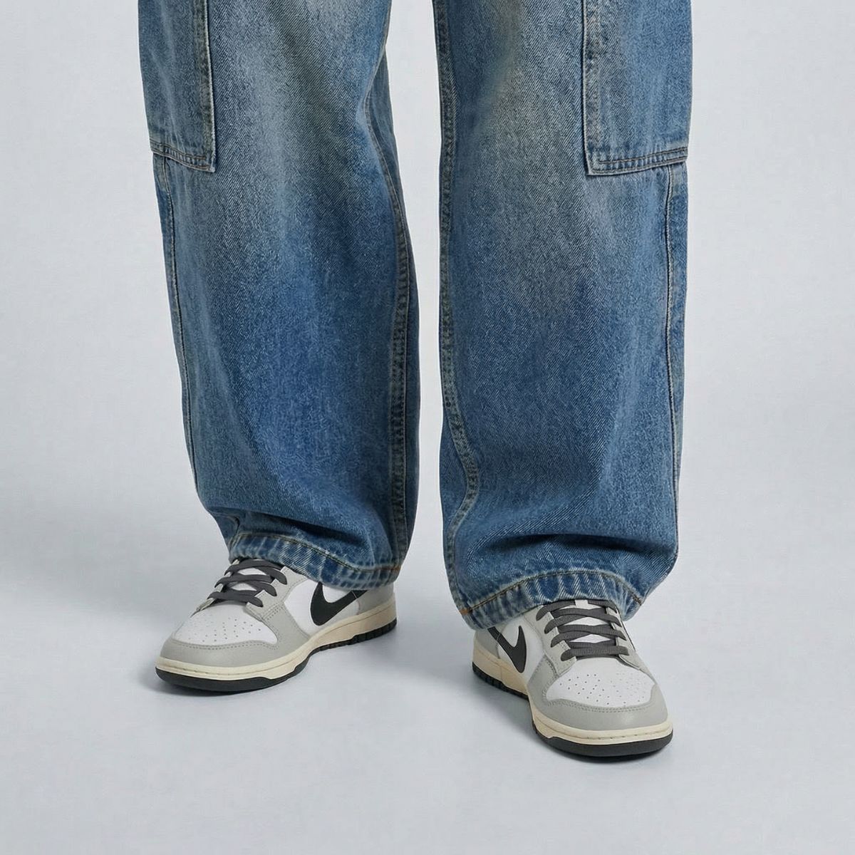 Replacement shoe laces for Nike Dunk Low Light Smoke Grey sneakers by Kicks Shoelaces